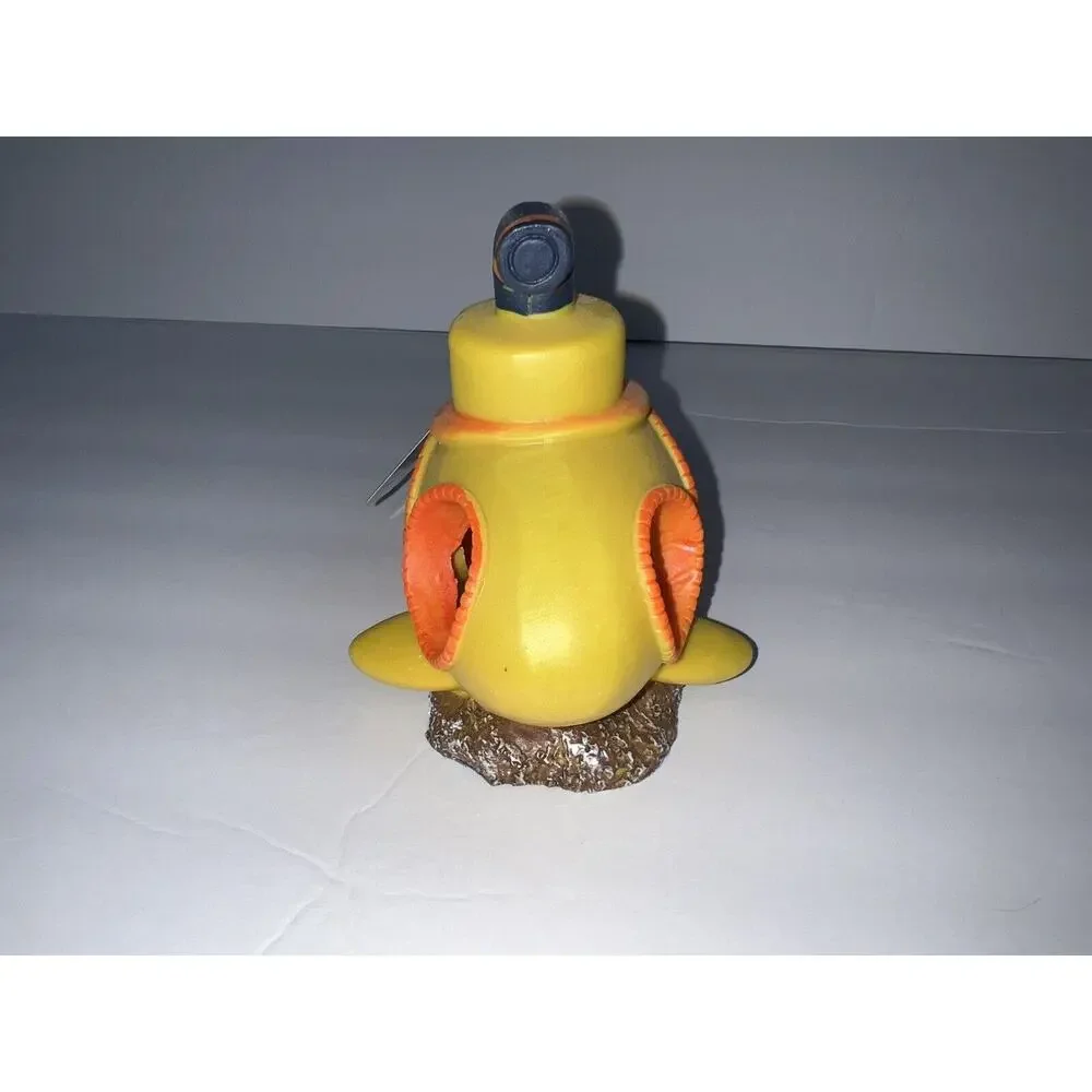 Aqua Culture Yellow Submarine Aquarium/Fish Tank Decoration Glows In The Dark